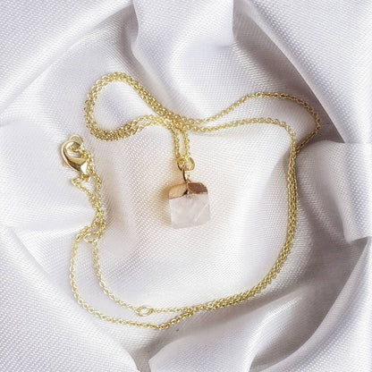 CLEAR QUARTZ | 14K Gold Dainty Gemstone Necklace